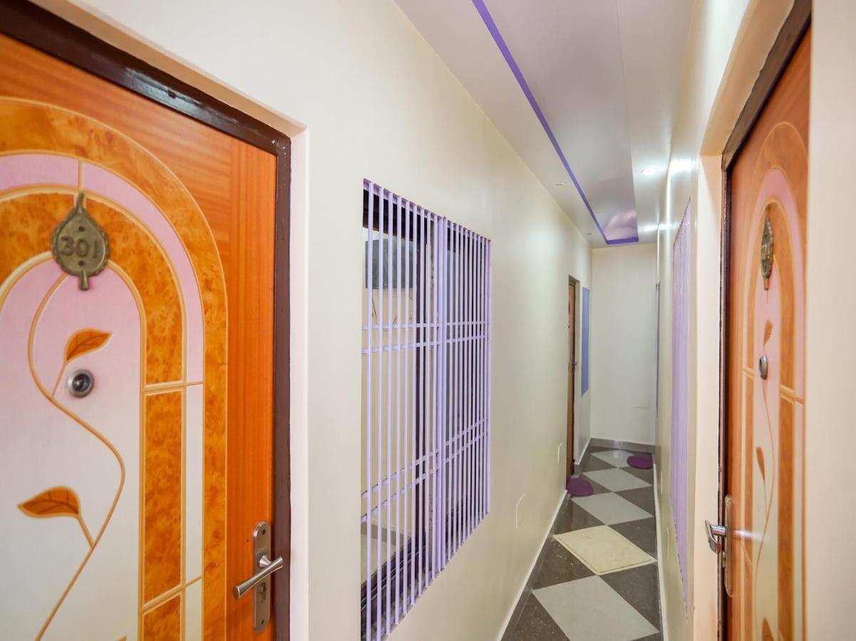 Oyo 75627 New Ankit Guest House Varanasi Exteriör bild