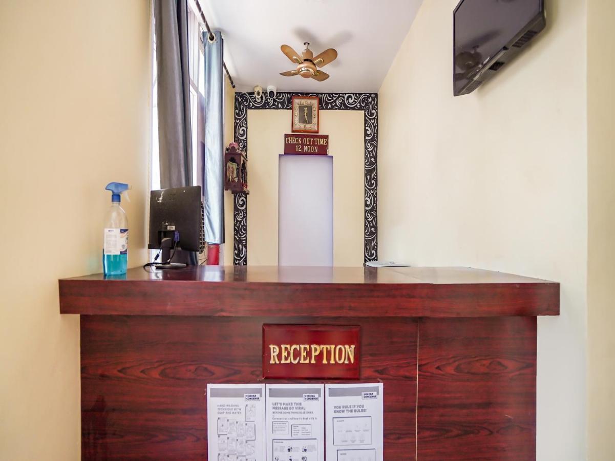 Oyo 75627 New Ankit Guest House Varanasi Exteriör bild