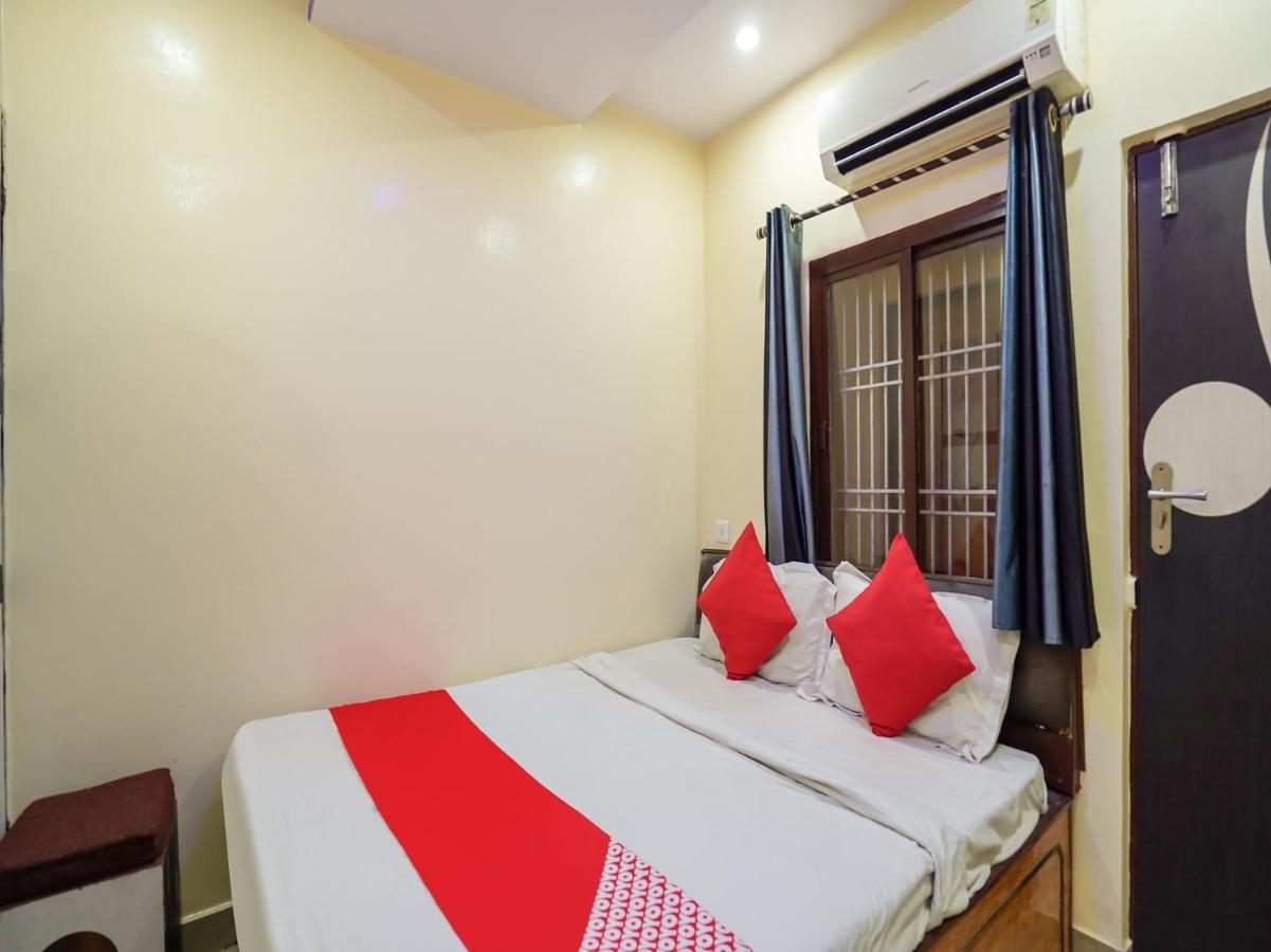 Oyo 75627 New Ankit Guest House Varanasi Exteriör bild