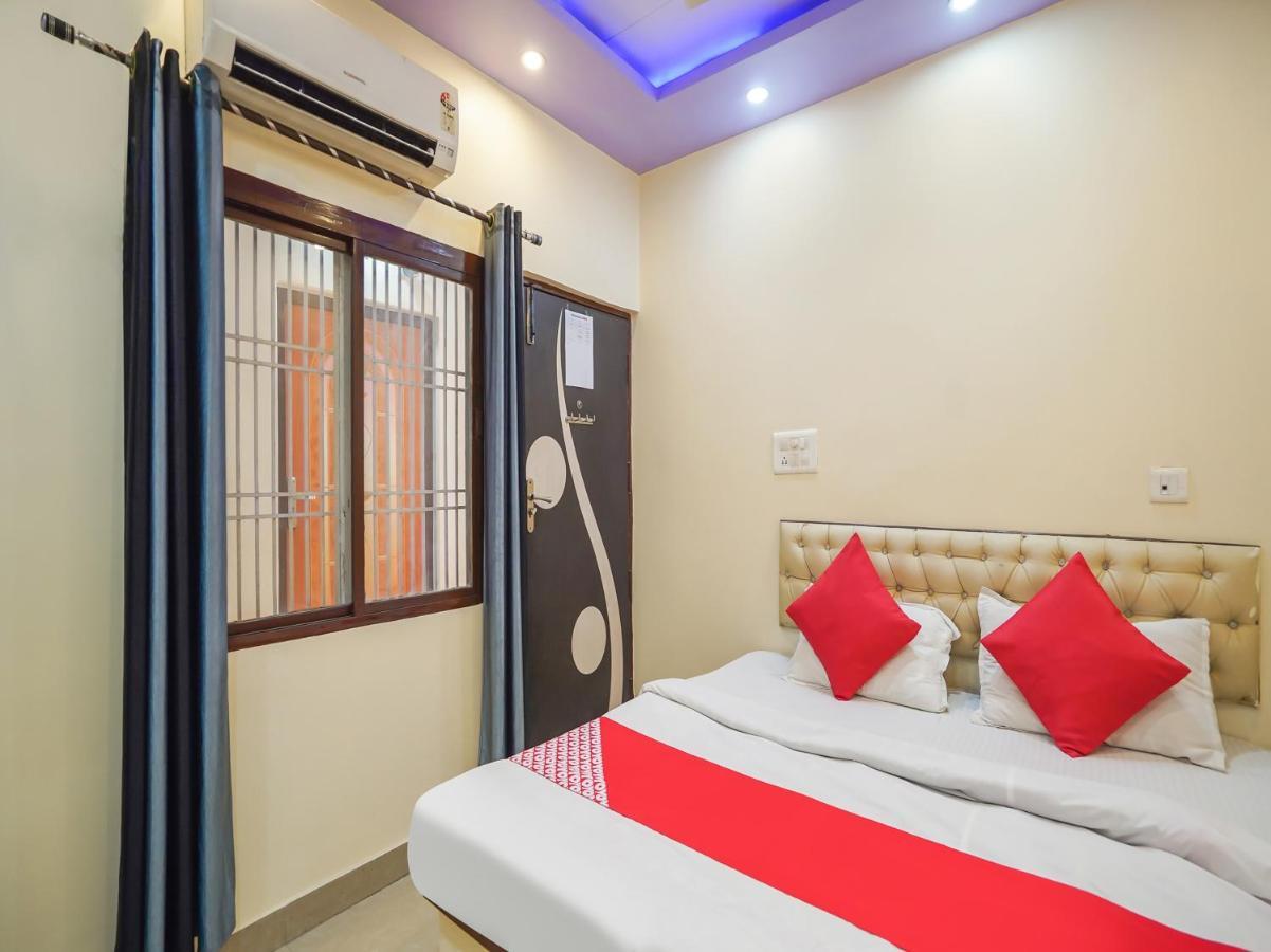 Oyo 75627 New Ankit Guest House Varanasi Exteriör bild