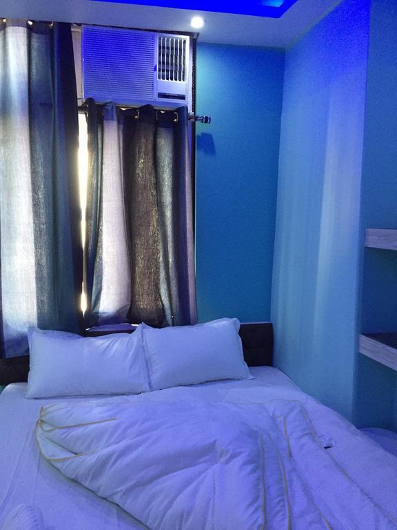 Oyo 75627 New Ankit Guest House Varanasi Rum bild