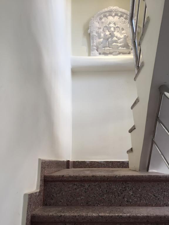 Oyo 75627 New Ankit Guest House Varanasi Exteriör bild